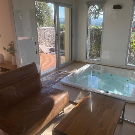 ז'וקה Logement Avec Jacuzzi מראה חיצוני תמונה